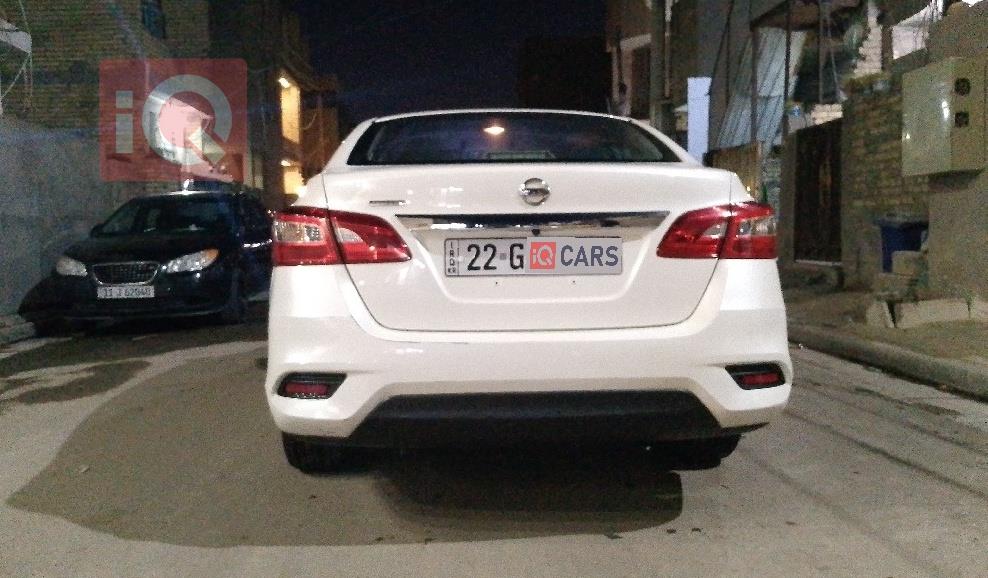 نیسان سێنترا